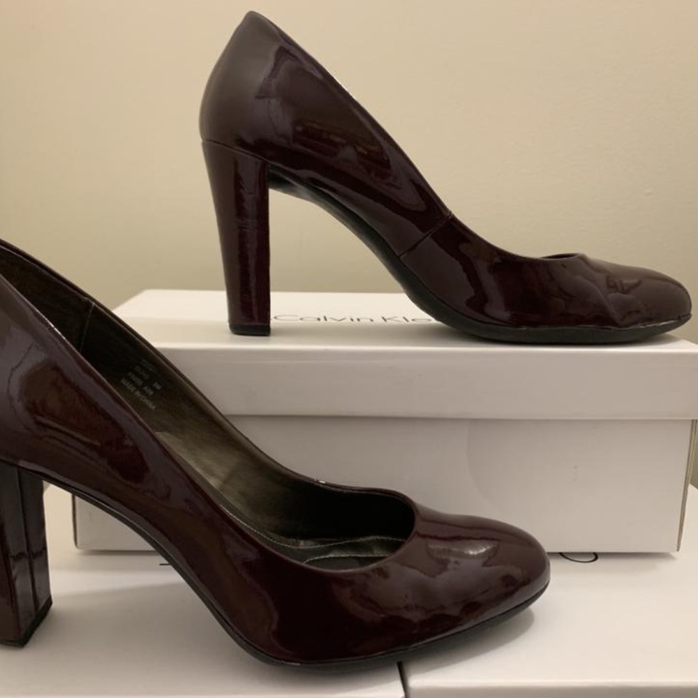 Calvin Klein round toe pumps - Picture 6 of 12